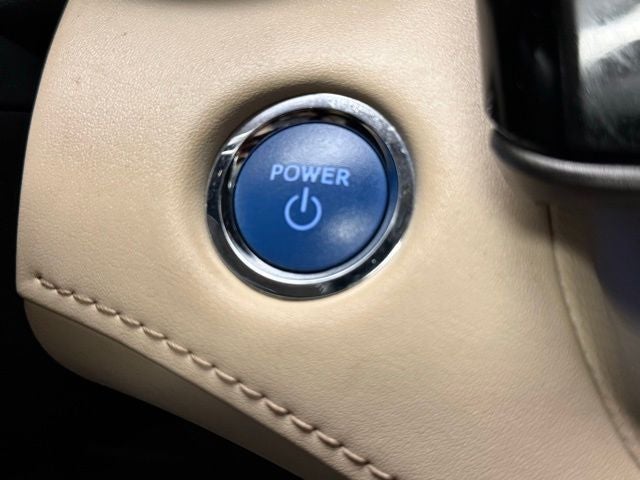 2022 Toyota Highlander Hybrid Limited