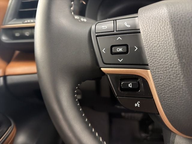 2025 Toyota Crown Signia Limited