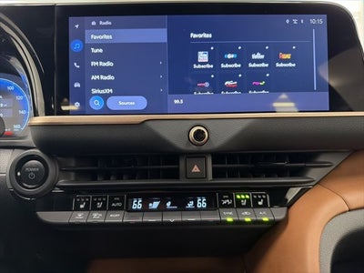 2025 Toyota Crown Signia Limited