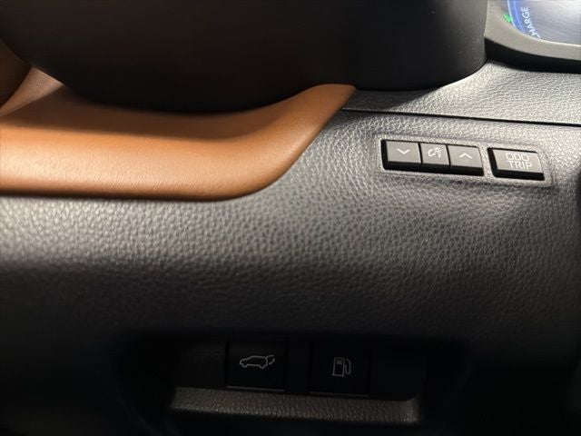 2025 Toyota Crown Signia Limited