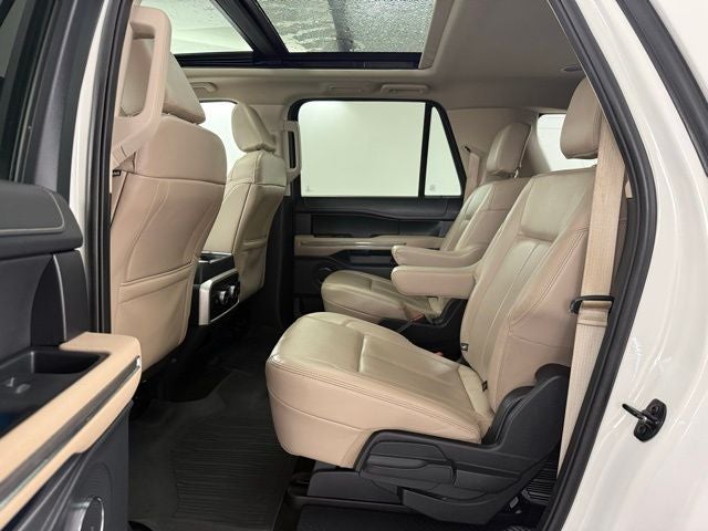 2022 Ford Expedition Max XLT