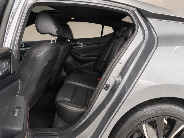 2023 Nissan Maxima SR