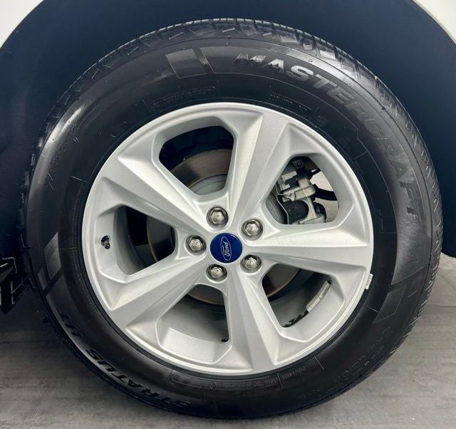 2020 Ford Edge SE