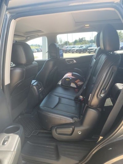 2018 Nissan Pathfinder SL