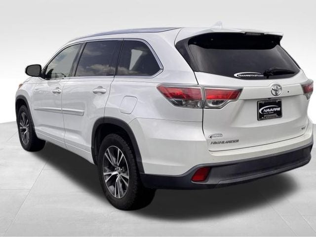 2016 Toyota Highlander XLE V6 — photo 8