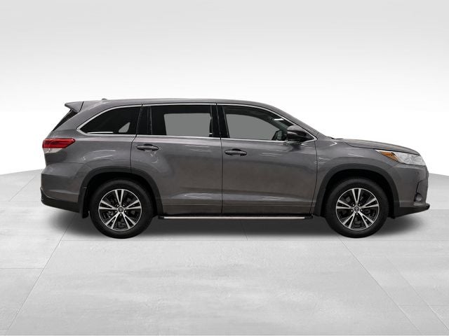 2018 Toyota Highlander LE