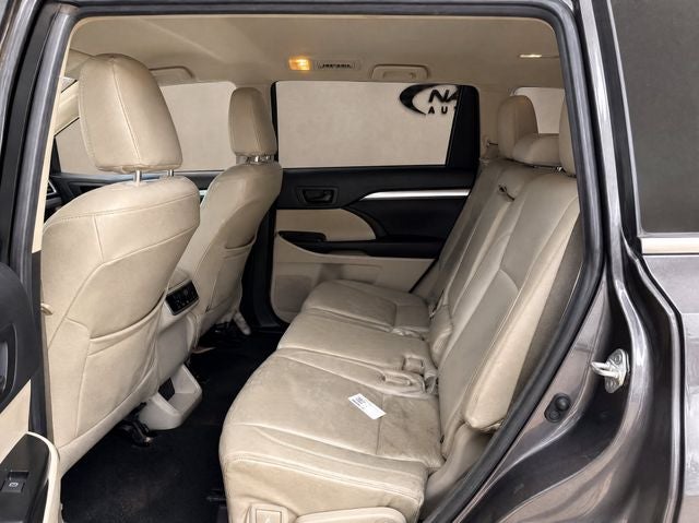 2018 Toyota Highlander LE