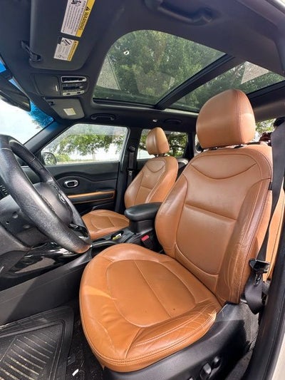 2015 Kia Soul Exclaim