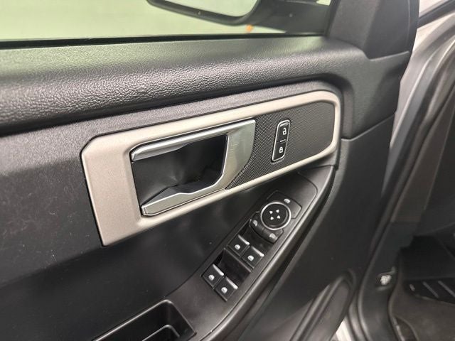 2021 Ford Explorer Base