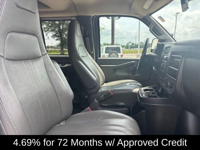 2023 Chevrolet Express 3500 LS
