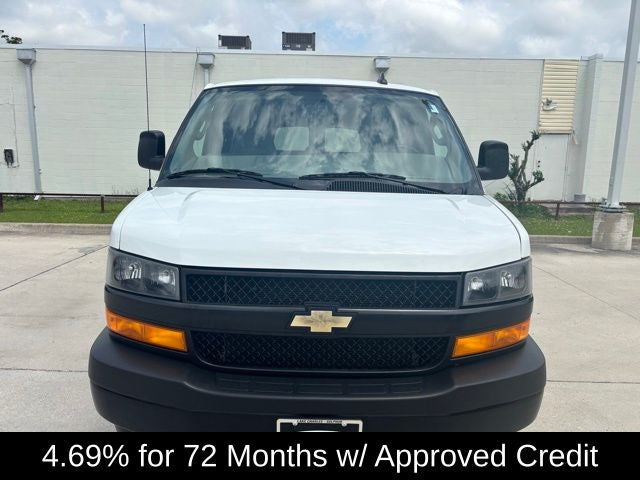 2023 Chevrolet Express 3500 LS