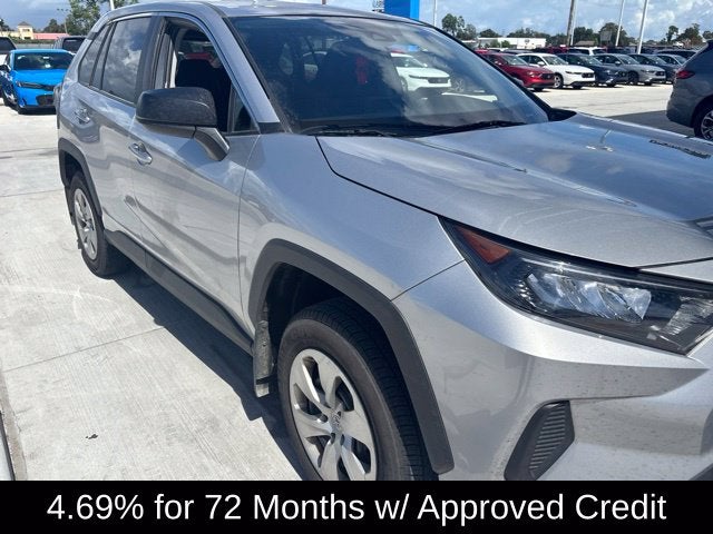 2022 Toyota RAV4 LE