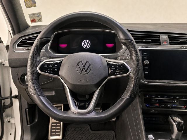 2024 Volkswagen Tiguan SE R-Line Black
