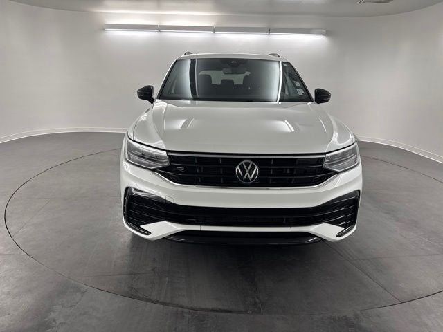 2024 Volkswagen Tiguan SE R-Line Black — photo 2