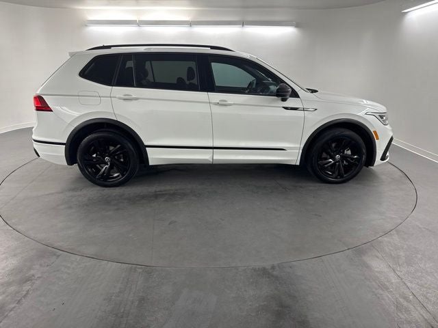 2024 Volkswagen Tiguan SE R-Line Black — photo 8