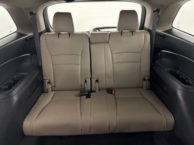 2019 Honda Pilot 2WD EX-L with Navigation and Rear Entertainment System