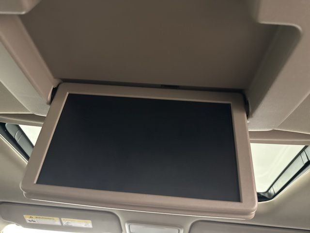 2019 Honda Pilot 2WD EX-L with Navigation and Rear Entertainment System