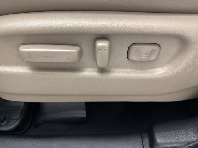 2019 Honda Pilot 2WD EX-L with Navigation and Rear Entertainment System