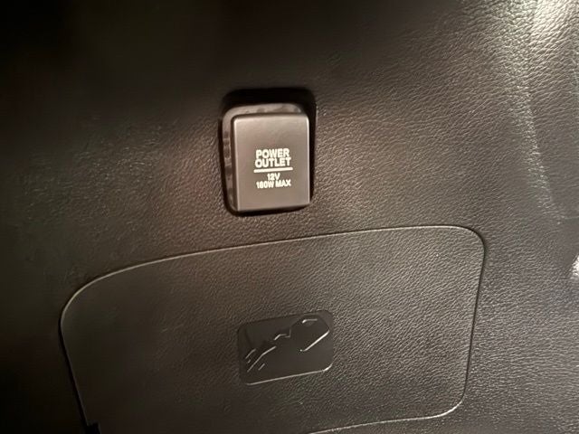 2019 Honda Pilot 2WD EX-L with Navigation and Rear Entertainment System