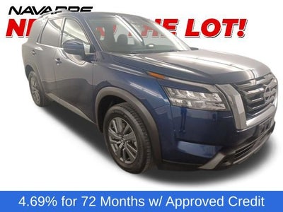 2024 Nissan Pathfinder SV