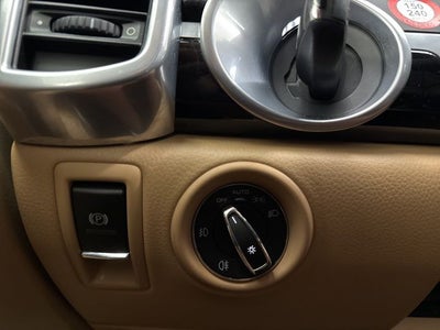 2018 Porsche Cayenne Platinum Edition